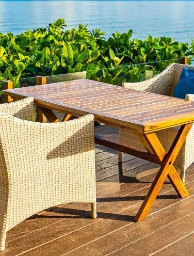 🌿 Outdoor Furniture